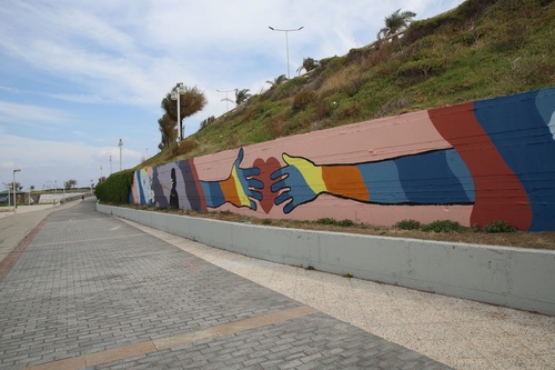 Η πολύχρωμη δράση έχει τίτλο «Array of Colors».