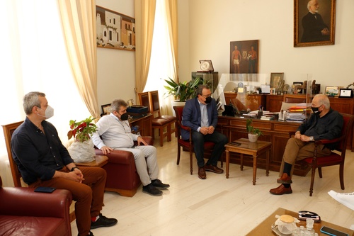 Συνάντηση του Δημάρχου Ηρακλείου με τον Σωκράτη Φάμελλο